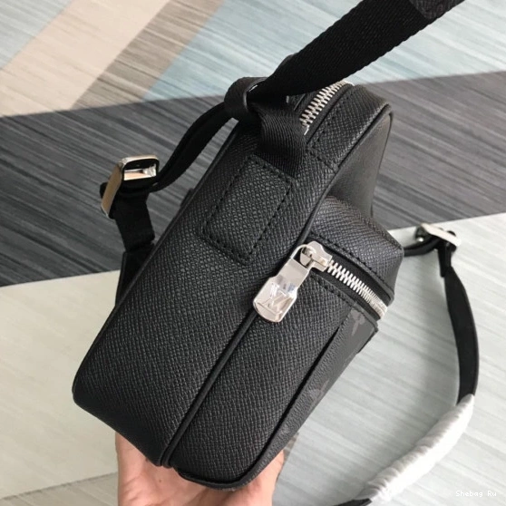 LOUIS MESSENGER VUITTON OUTDOOR 0811